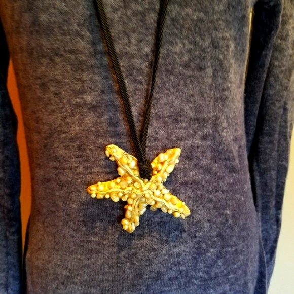Micki Ravitz Pearl Multi-media Starfish Pendant & Black Silk Cord Necklace - Picture 9 of 10